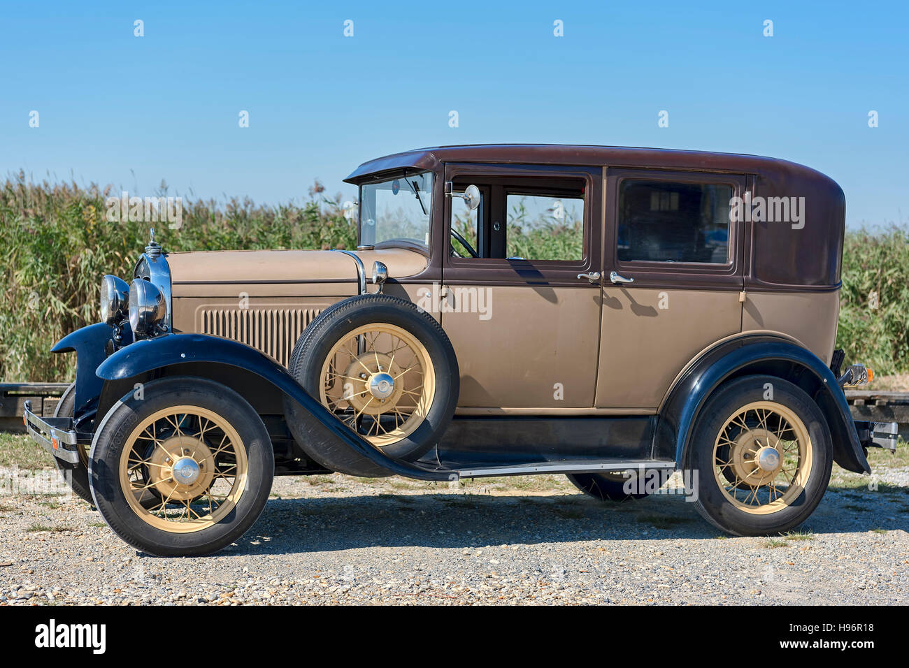 Oldtimer Ford A, Baujahr 1930, 4 Zylinder, Hubraum 3500 ccm, Gewicht 1275 kg, 2 x 3 forward, Zahnräder, 40 PS, 95 km/h Stockfoto