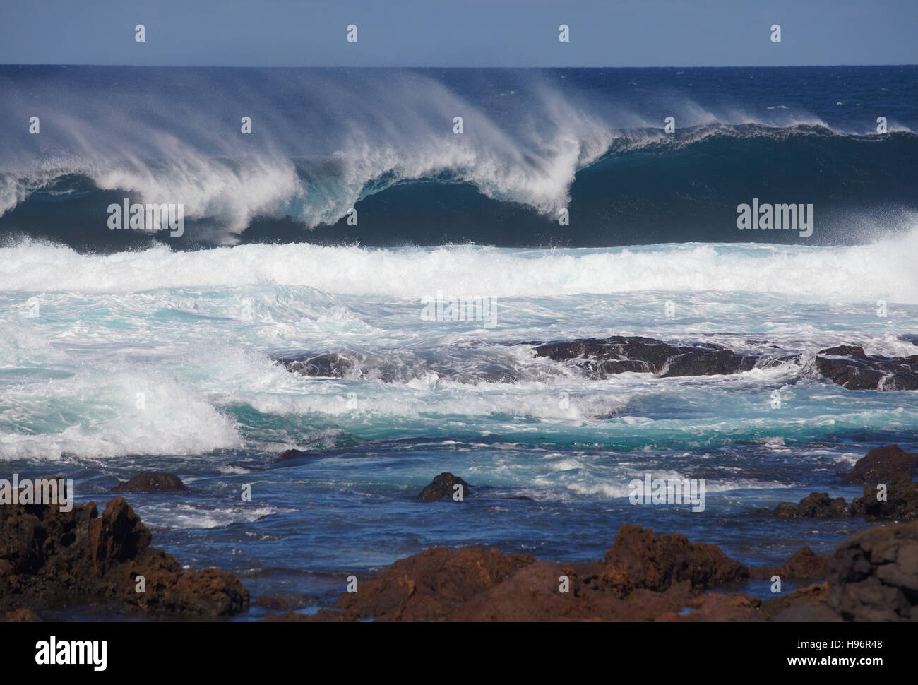 Überspannungsschutz, Atlantik, Teneriffa, Spanien Stockfoto