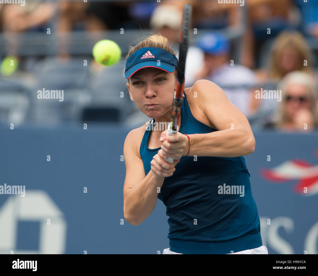 SIMONA HALEP (ROU) bei den US öffnen Sie 2016 Meisterschaften in Flushing Meadows, New York, USA Stockfoto