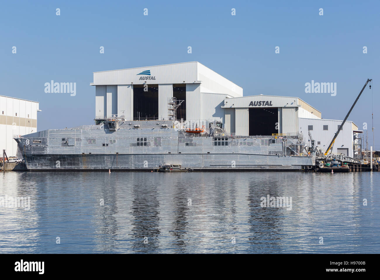 USNS Yuma expeditionary schnell Transport (EFT) im Bau in der Werft Austal auf den Mobile River in Mobile, Alabama. Stockfoto