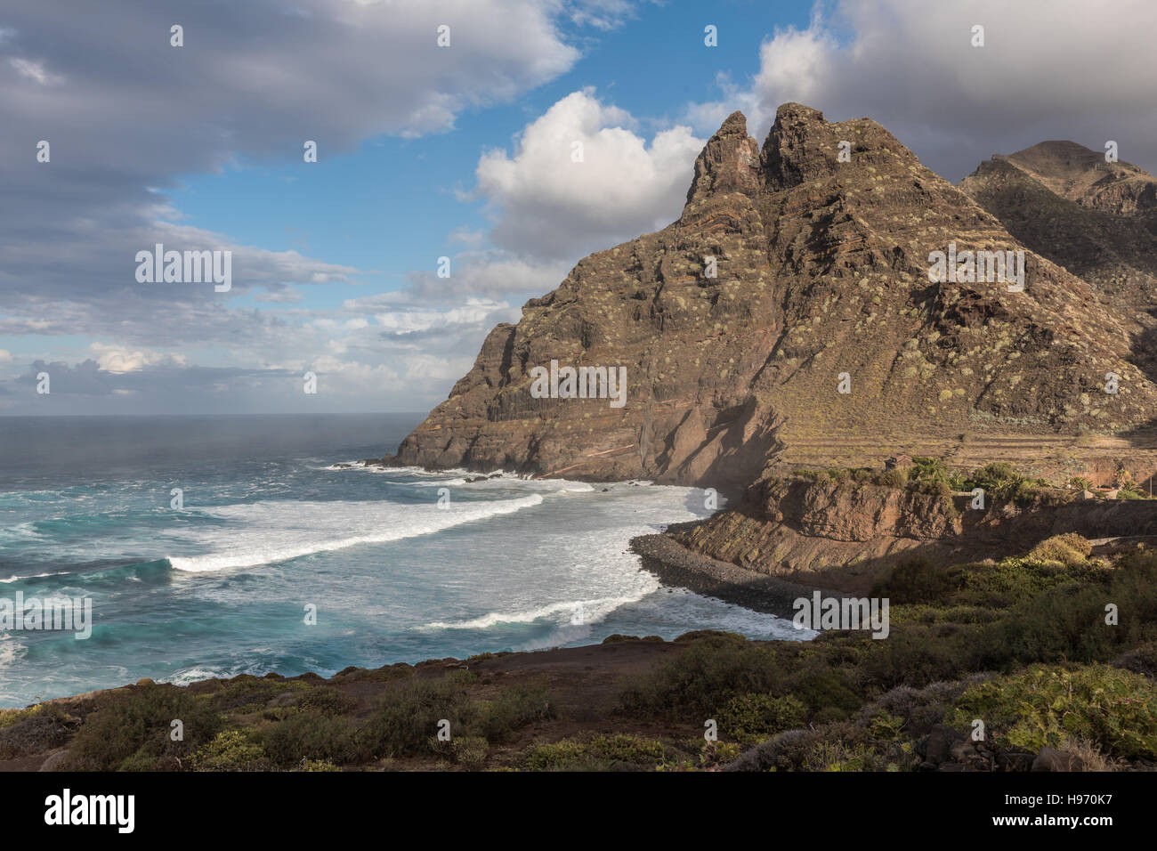 Roque de Dos Hermanos in Punta del Hidalgo Stockfoto