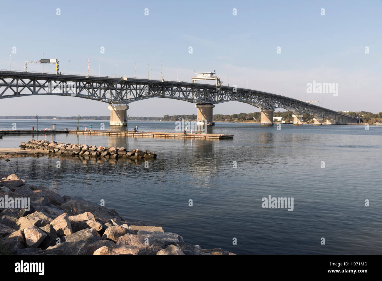 George P Coleman Bridge über den York River verbinden Yorktown nach Gloucester Point, Virginia, USA Stockfoto