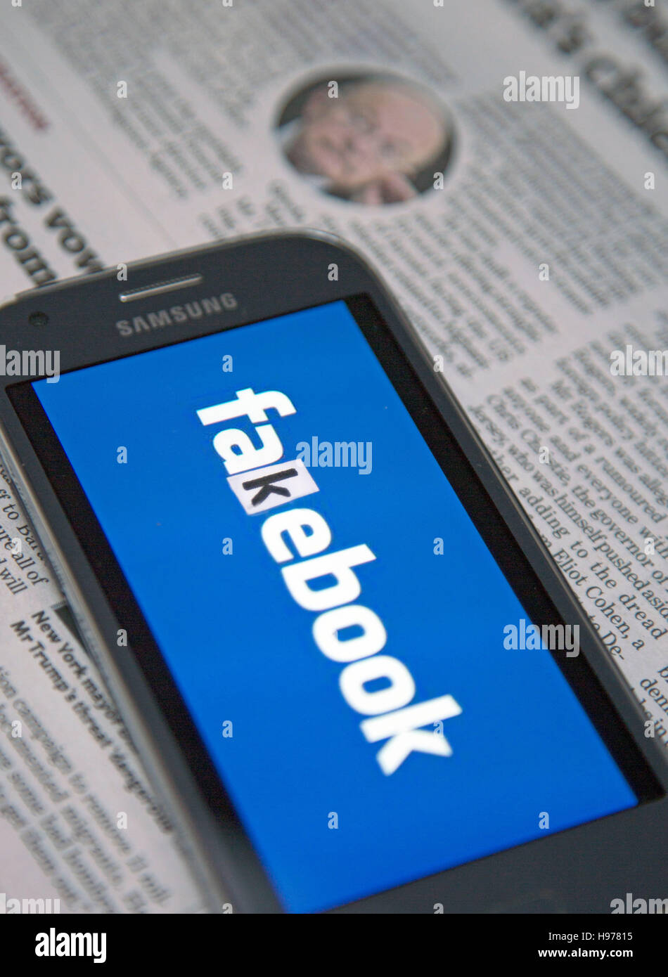 Gefälschte Nachrichten sollen während der jüngsten US-Wahlen in den sozialen Medien platziert wurden Stockfoto