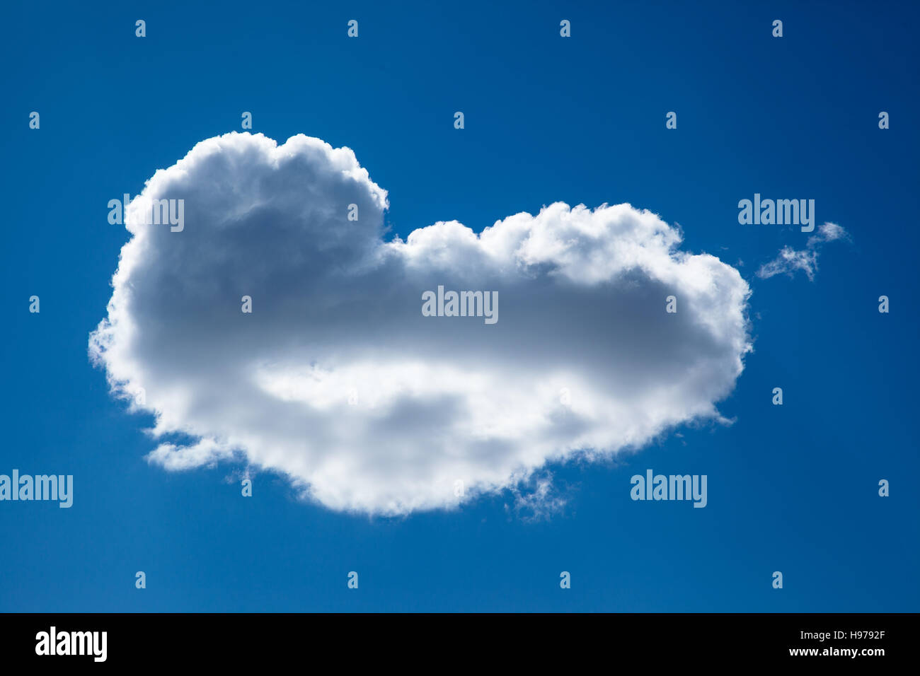 herzförmige Wolke Stockfoto