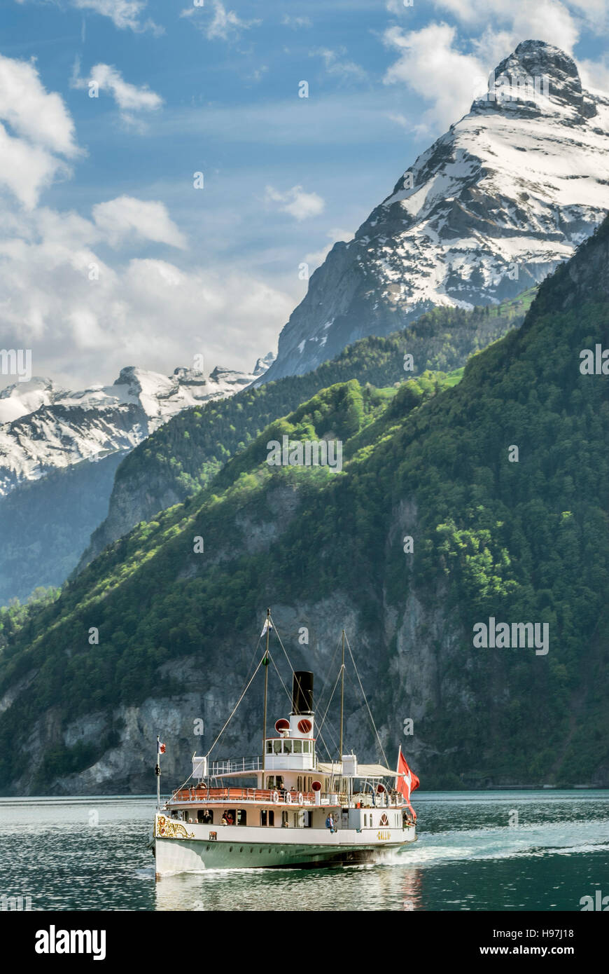 Raddampfer am Vierwaldstättersee, Schweiz Stockfoto