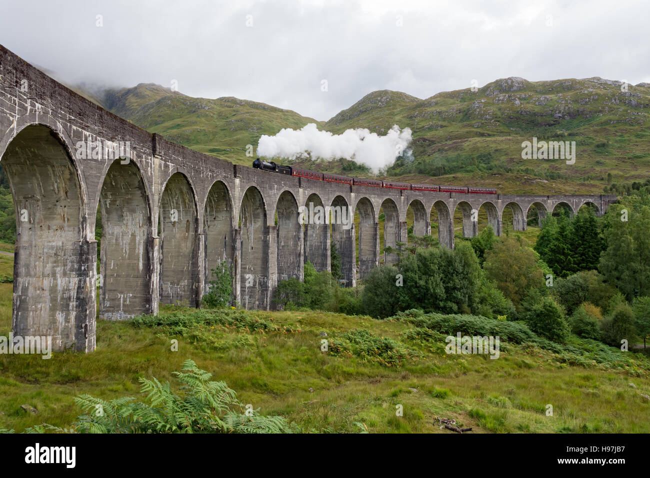 Glenfinnan-Viadukt in den Highlands von Schottland Stockfoto