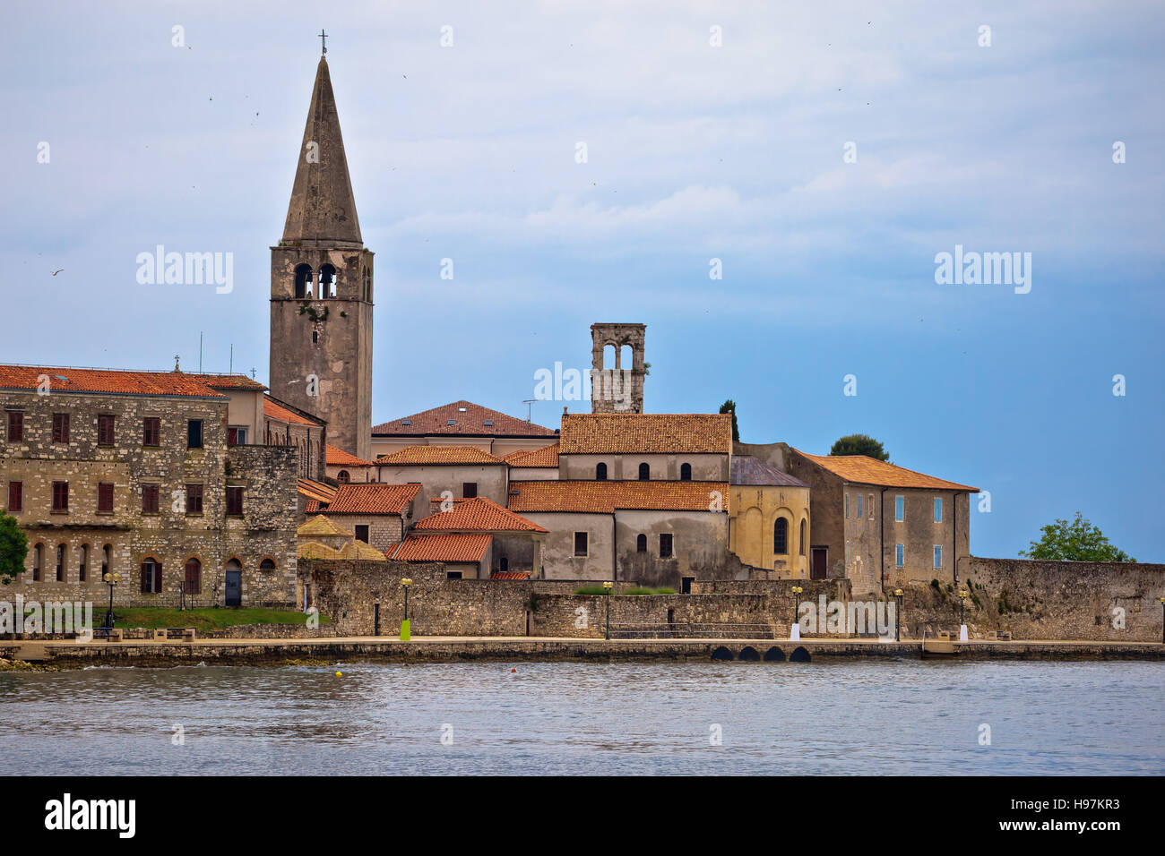 Blick auf Porec UNESCO Wahrzeichen, Euphrasius-Basilika in Istrien, Kroatien Stockfoto