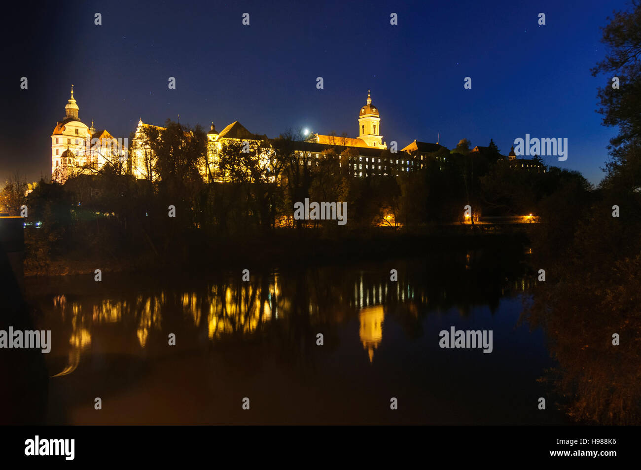 Neuburg an der Donau: Burg, Donau, Oberbayern, Oberbayern, Bayern, Bayern, Deutschland Stockfoto