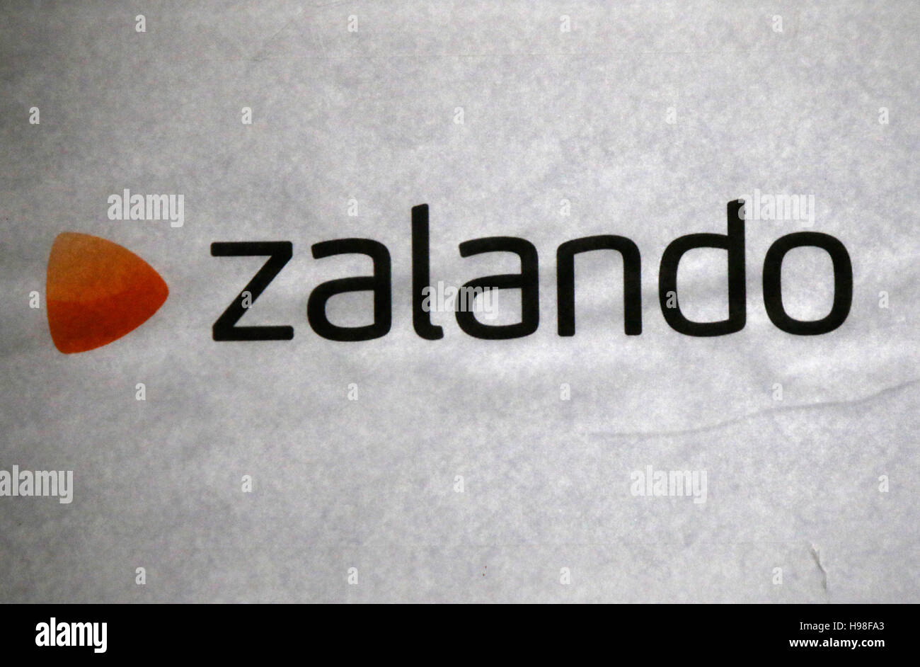 Das Logo der Marke "Zalando", Berlin. Stockfoto