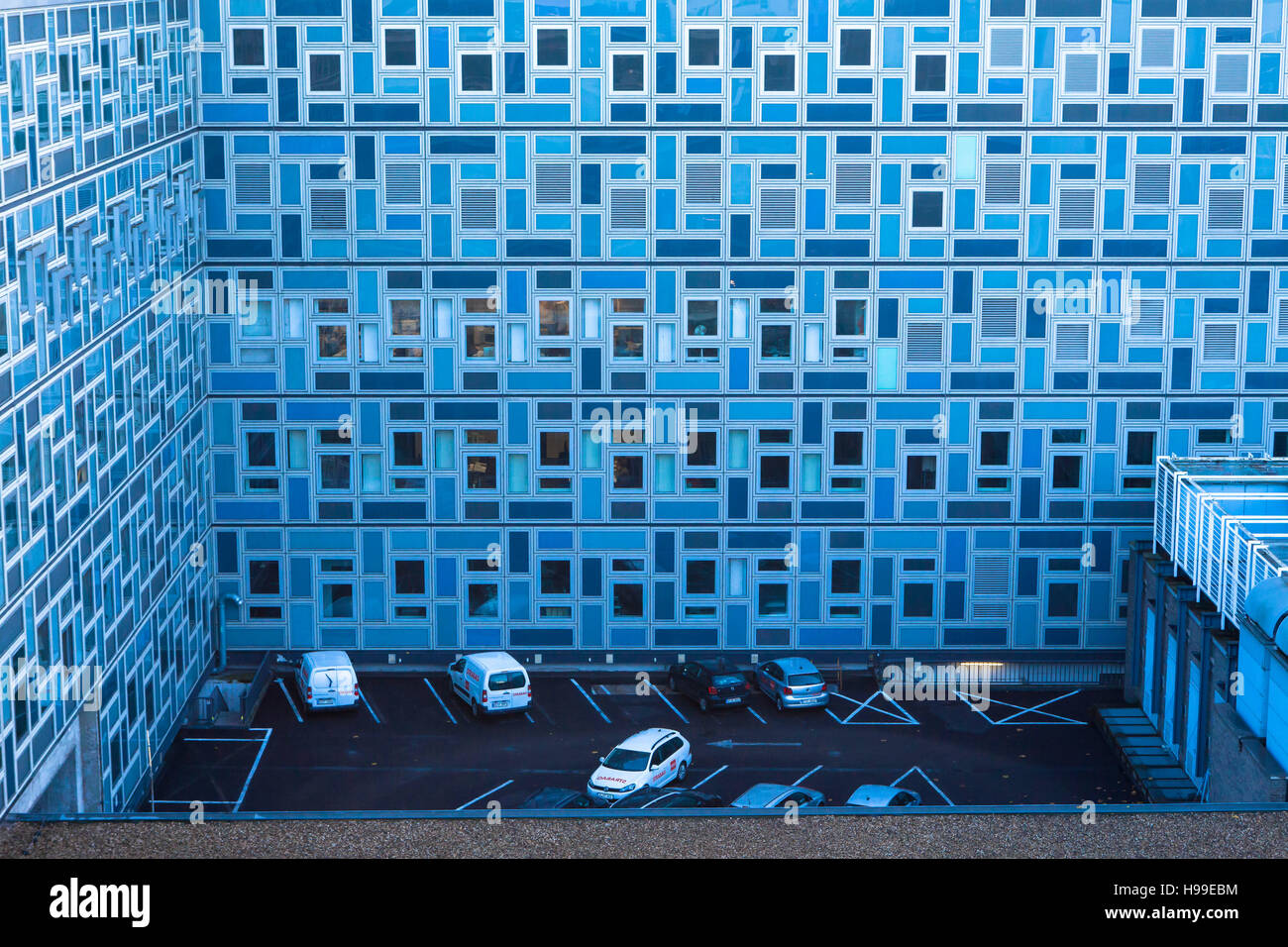 Europa, Deutschland, Nordrhein-Westfalen, Köln, Büro-und Geschäftshaus in der Straße Sternengasse in der Stadt. Stockfoto