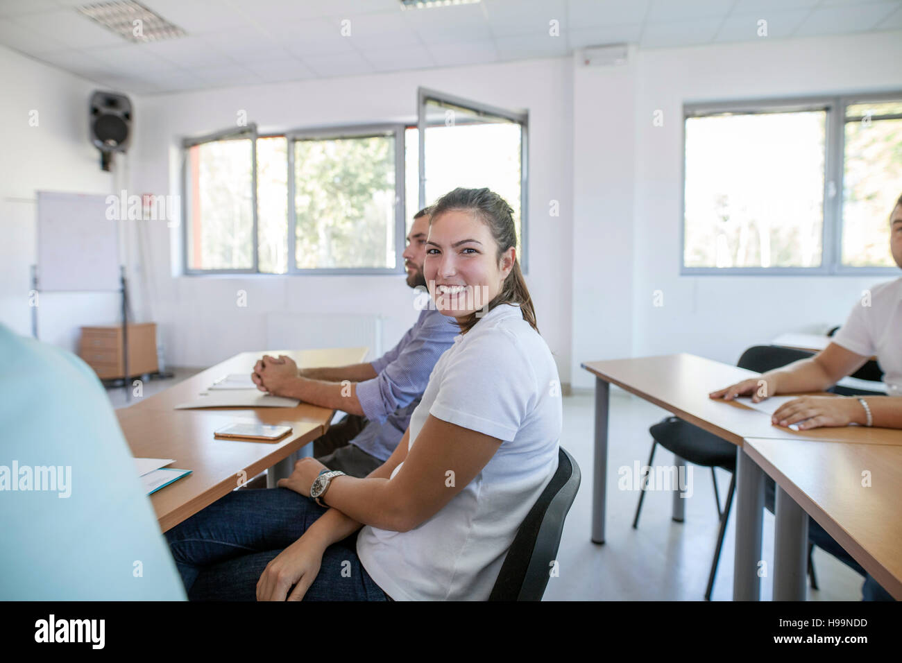 Lächelnd Schüler im Kurs Stockfoto