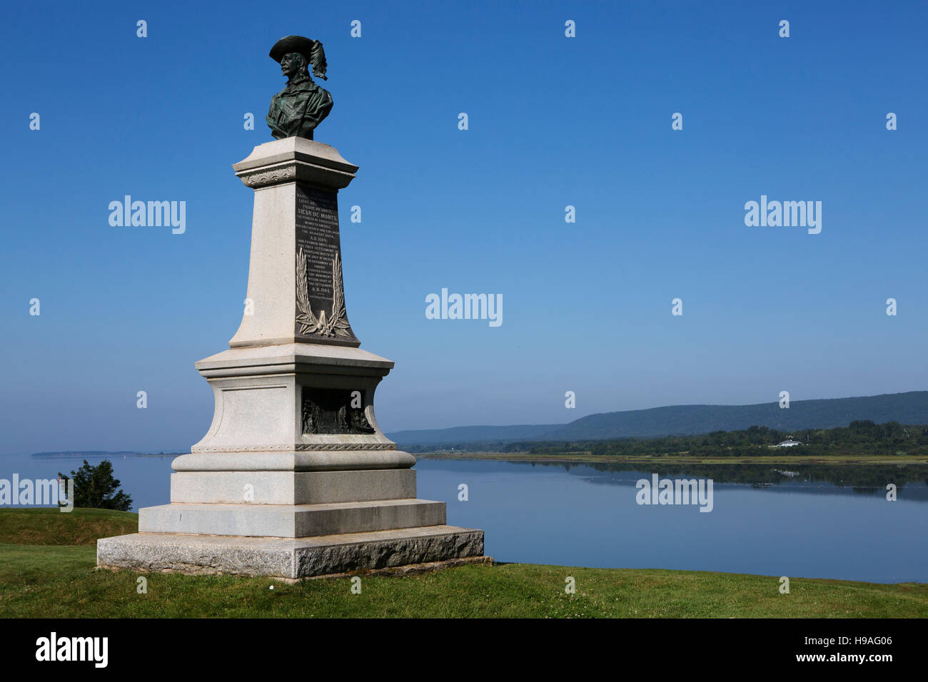 Ein Denkmal für Timotheus Piere du Guast, Sieur de Mons, in Fort Anne in Annapolis Royal, Nova Scotia, Kanada. Stockfoto