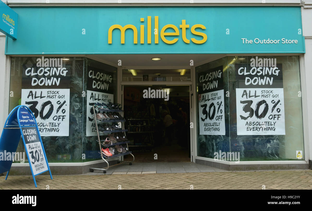 Millets Stamford outdoor Bekleidung Shop schließen Stockfoto
