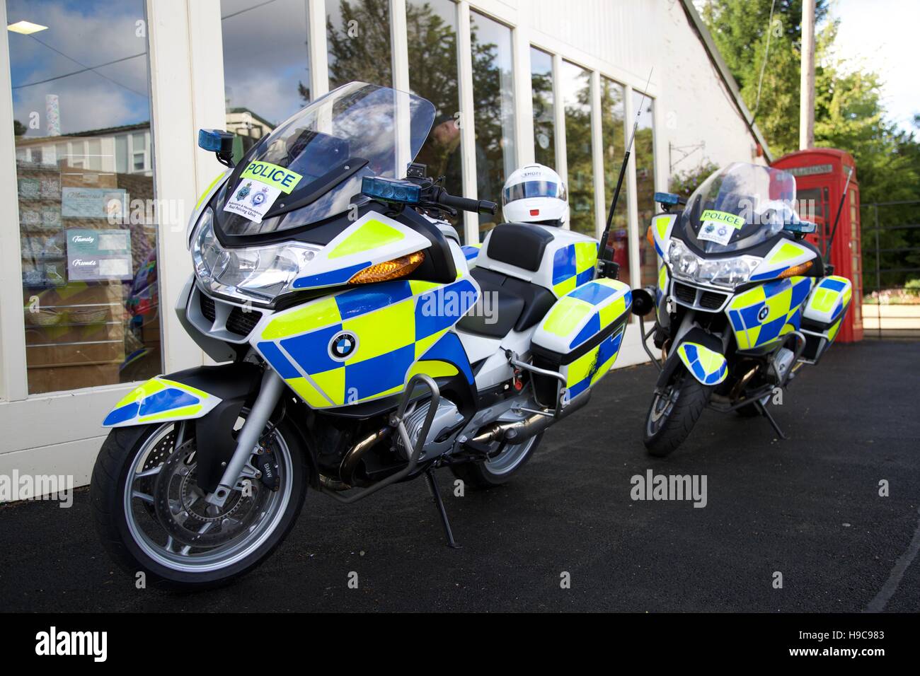 Zwei Polizei-Motorräder Stockfoto