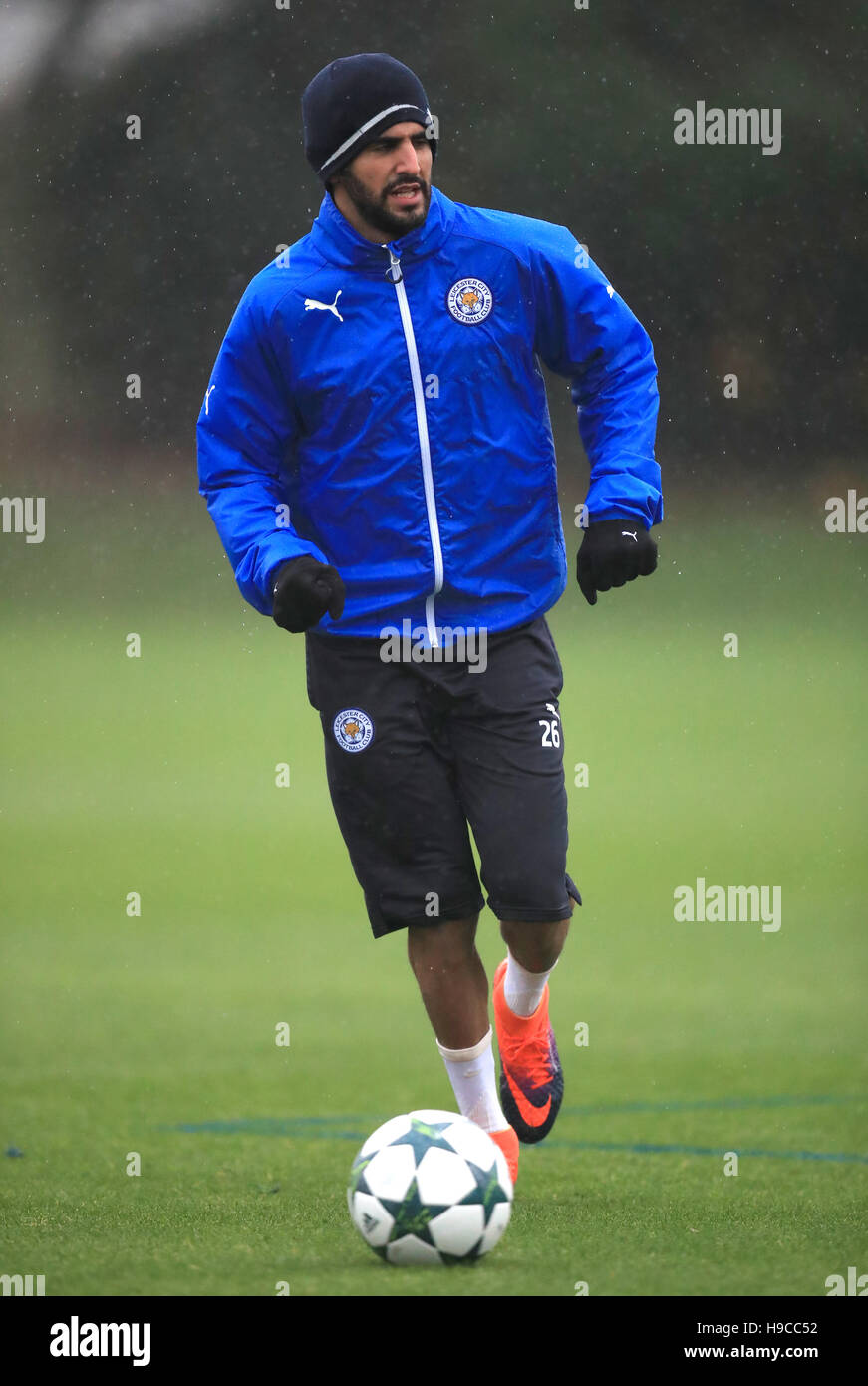 Leicester City Riyad Mahrez während einer Trainingseinheit auf Belvoir fahren Trainingsgelände, Leicester. Stockfoto