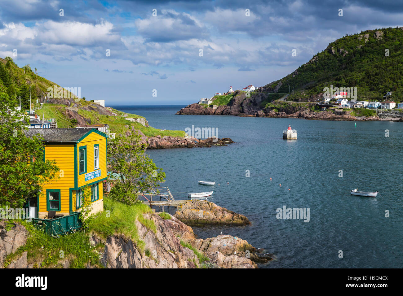 Die Hafeneinfahrt und Fort Amherst aus der Batterie, St. John's, Neufundland und Labrador, Kanada. Stockfoto