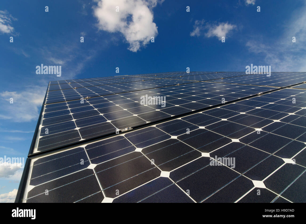 Photovoltaik-Anlage (Solarzellen) Stockfoto