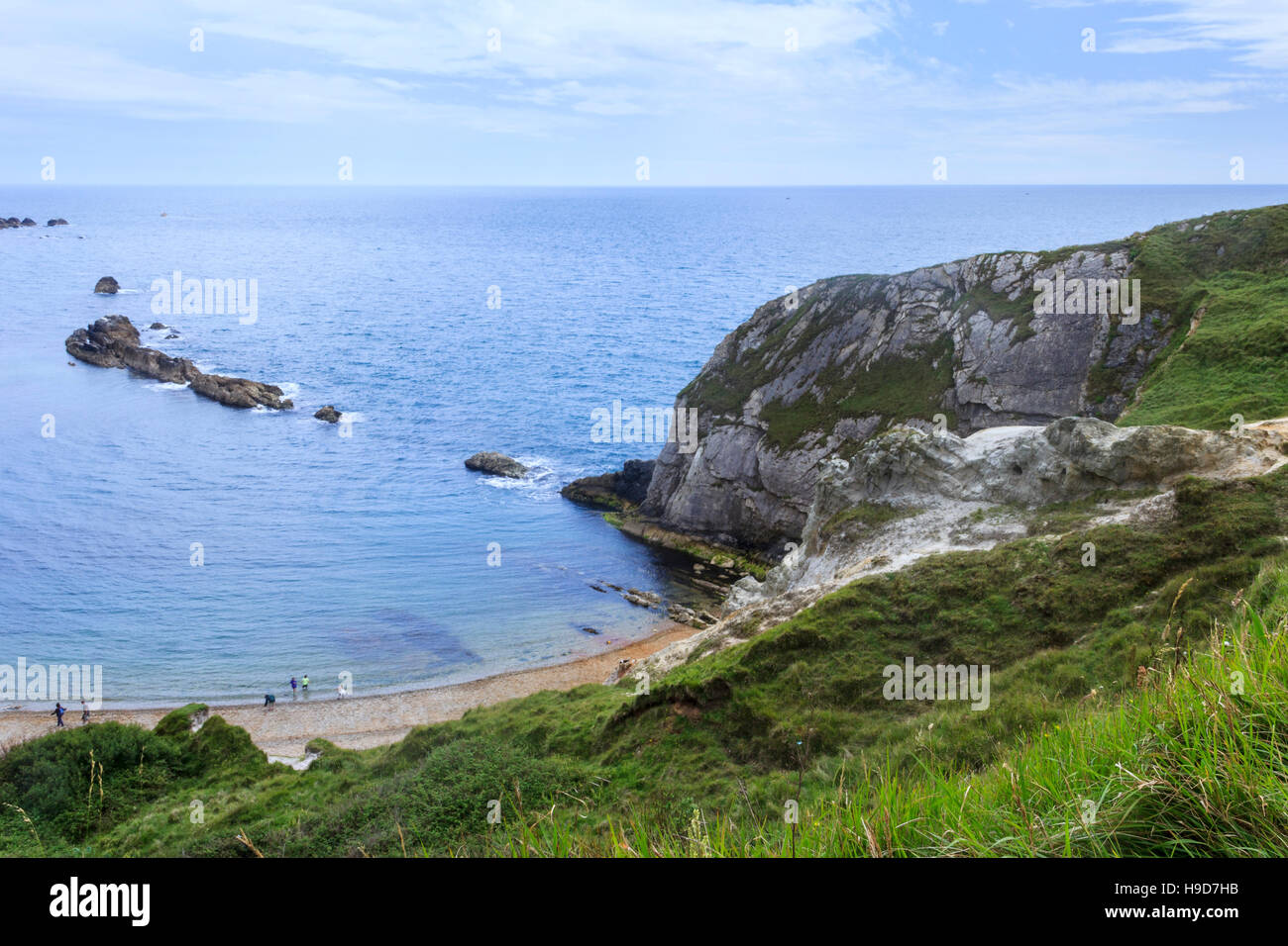 Blick auf Man o' War Cove von der Klippe, St Oswald's Bay, Dorset, England, Großbritannien Stockfoto