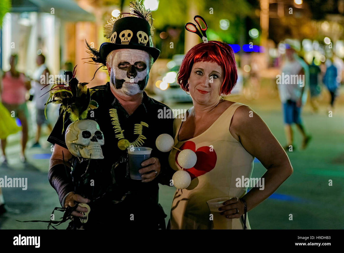 Zwei Menschen in Kostümen an der 2016 Fantasy Fest Key West Florida Stockfoto