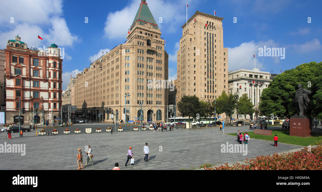 China, Shanghai, Bund, Palace Hotel, Peace Hotel, Bank of China, Yokohama Bank, historische Architektur, Stockfoto