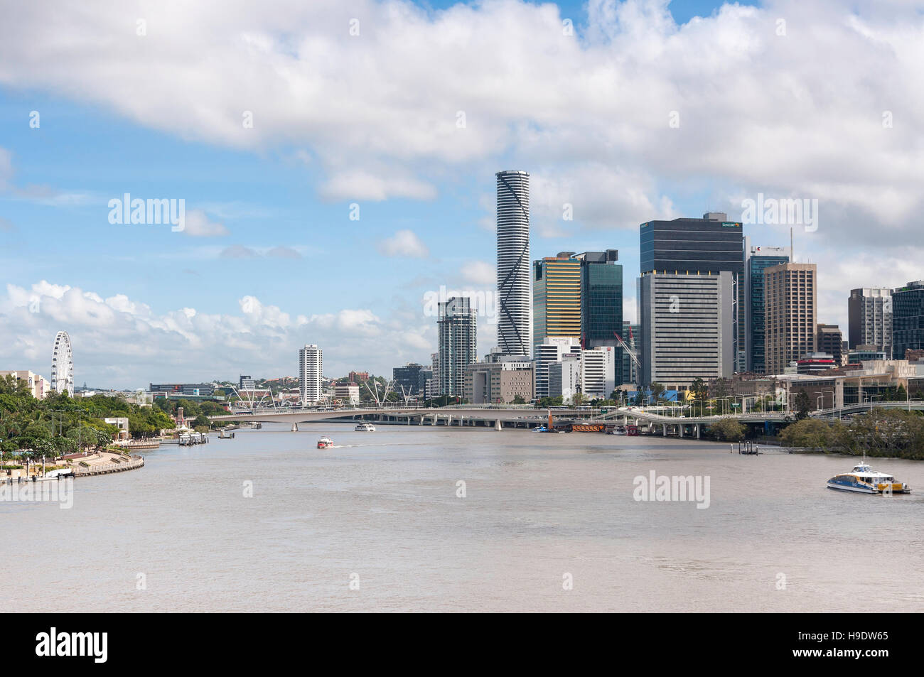 Blick auf die Stadt vom Kurilpa Brücke über den Brisbane River, Stadt Brisbane, Brisbane, Queensland, Australien Stockfoto