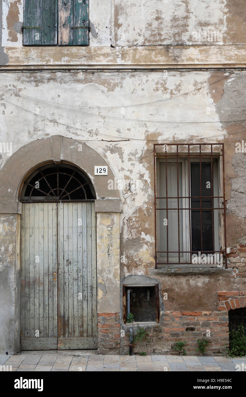 heruntergekommenes Haus, Italien Stockfoto