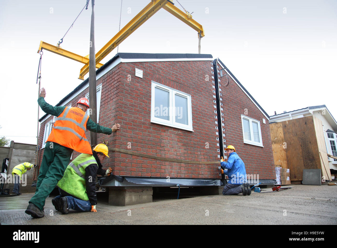 Vorgefertigte, voll ausgestattete Küche-Module sind auf einem Campingplatz Reisende in Pathlow, Warwickshire, UK reckte. Stockfoto