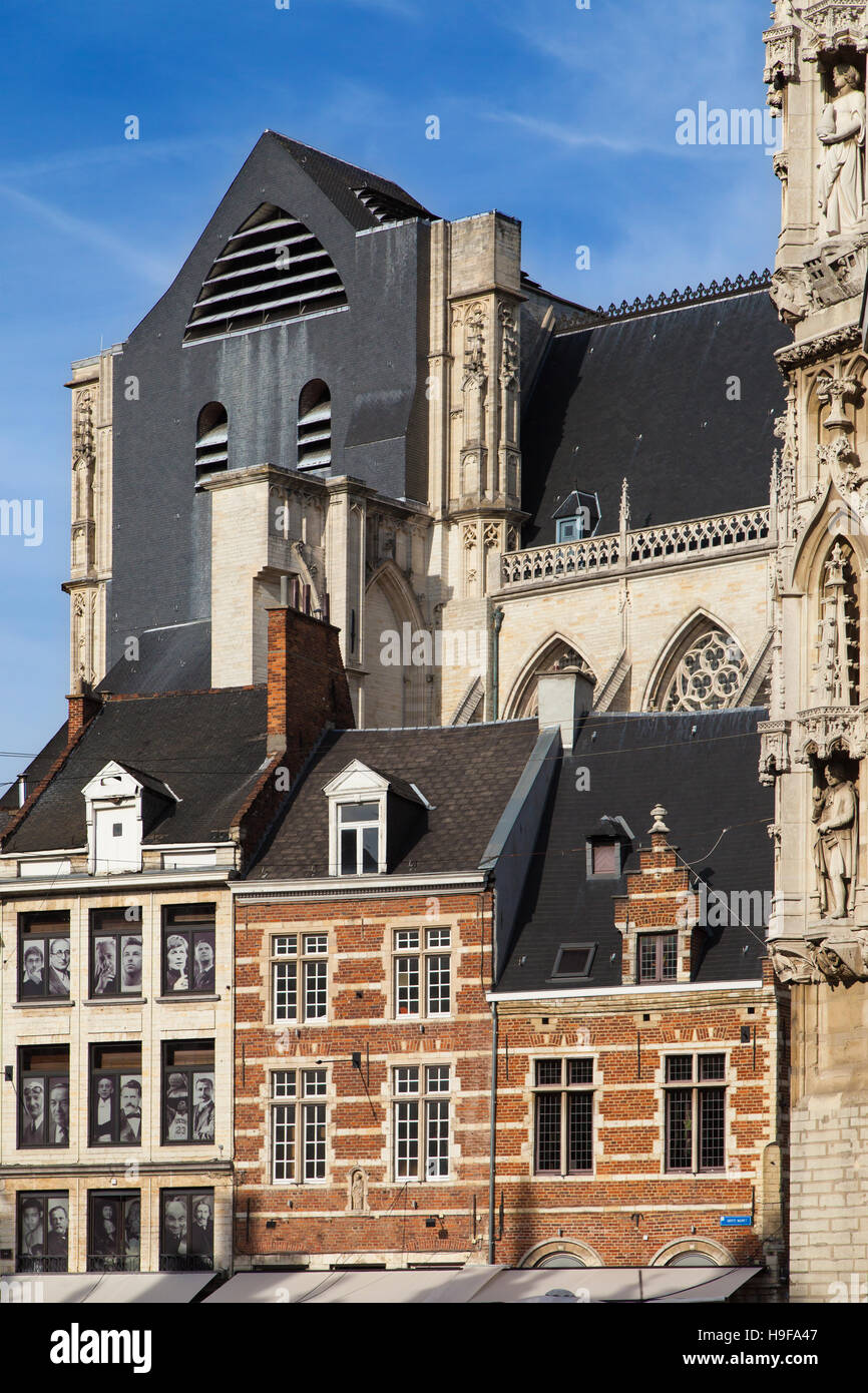 Turm der St. Peter Kirche in Leuven, Belgien. Stockfoto