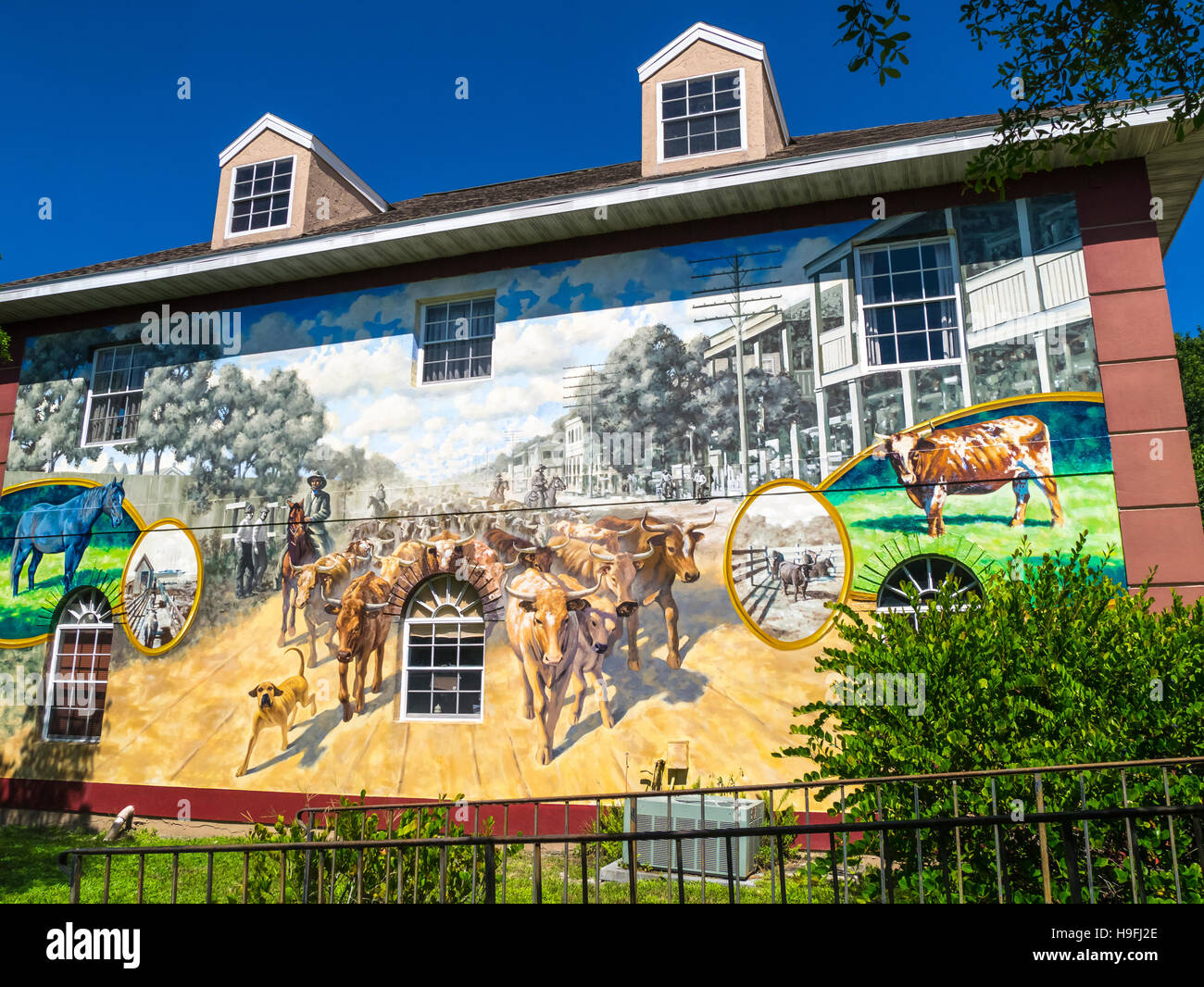 Wandmalereien auf Außenwände von Gebäuden in Punta Gorda in Charlotte County in Florida Stockfoto