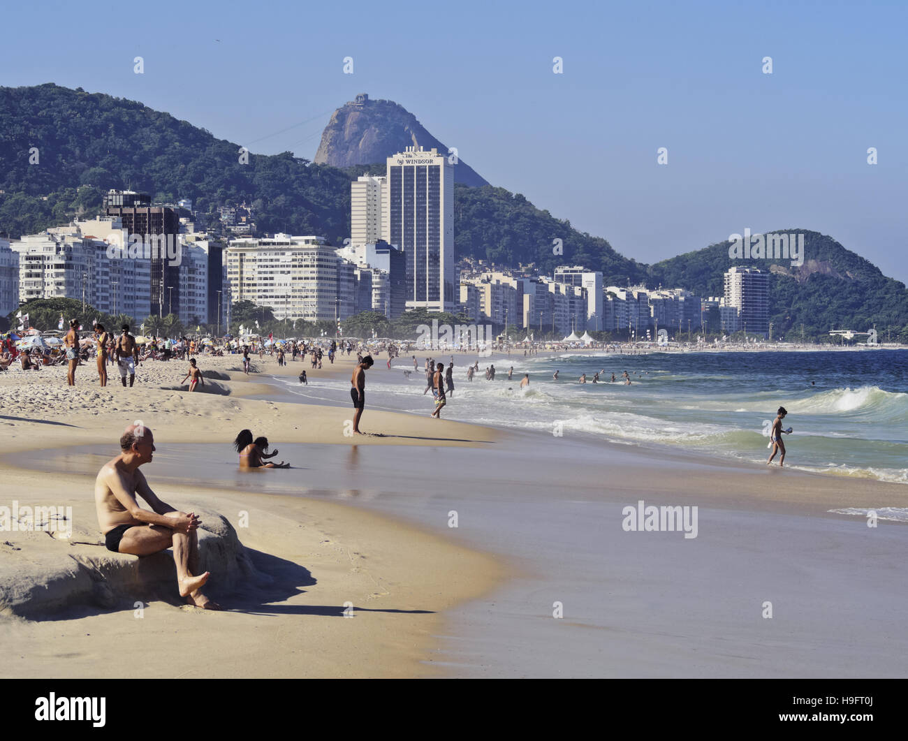 Brasilien, Stadt von Rio De Janeiro, Blick auf den Strand der Copacabana. Stockfoto