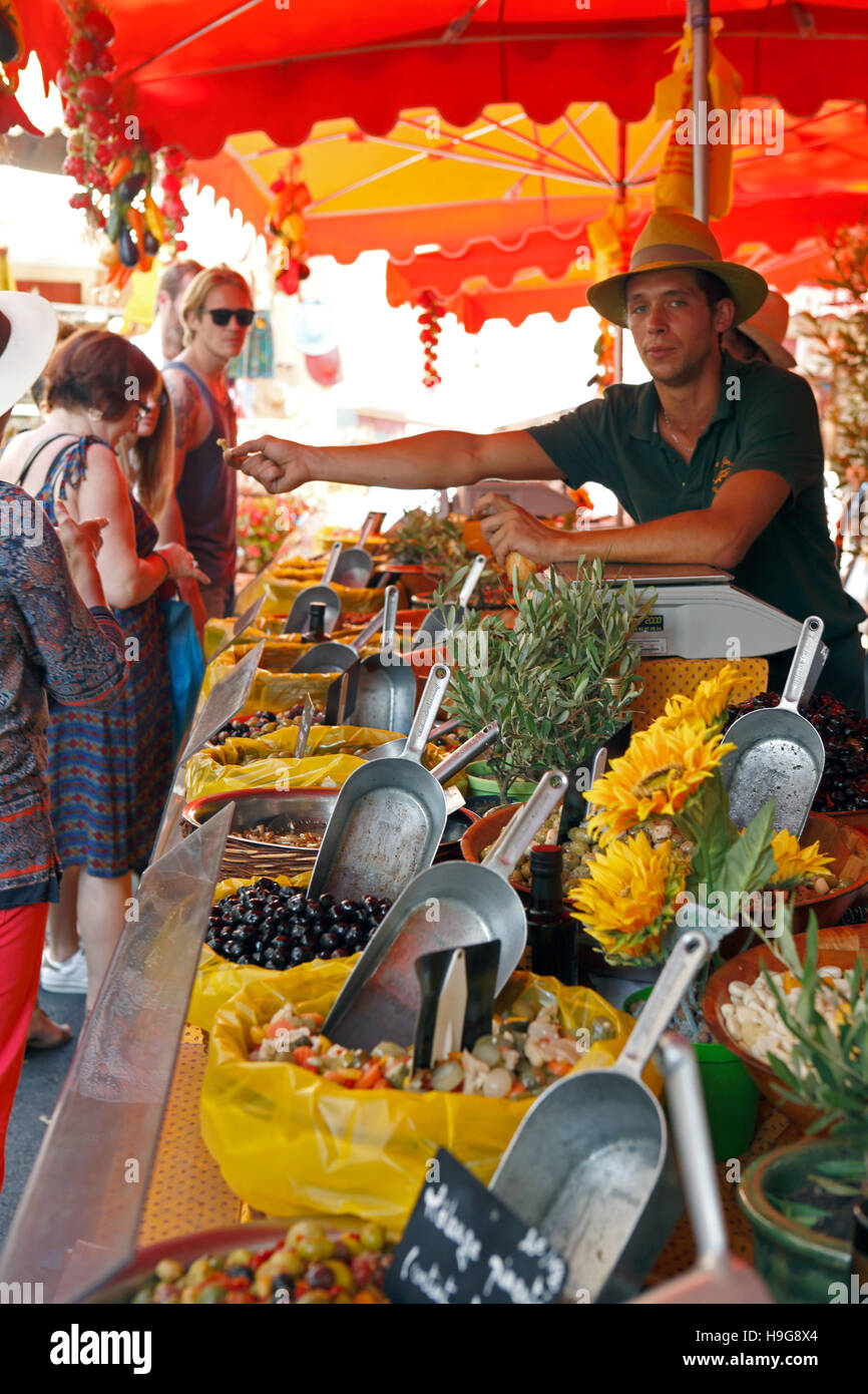 Wöchentlicher Markt, Fayence, Var, Provence-Alpes-Côte d ' Azur, Frankreich Stockfoto