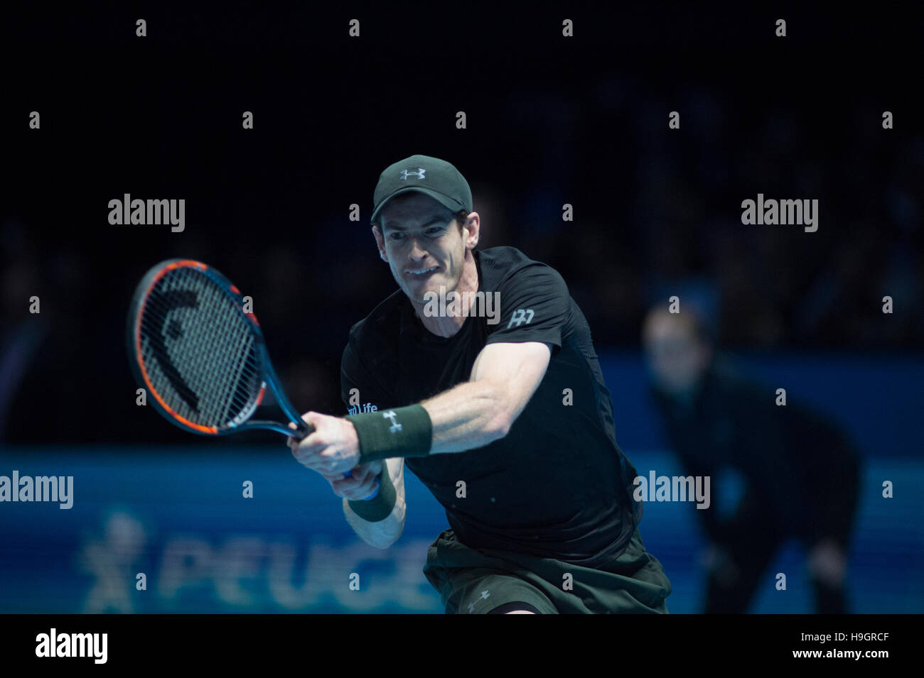 Die O2-Arena, 20. November 2016. Murray Schlachten Djokovic im Finale zu gewinnen. © Sportsimages. Stockfoto