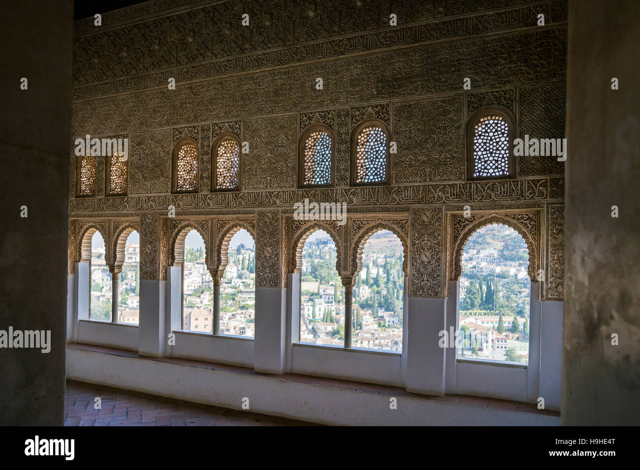 Innenraum des Mosala Mexuar innerhalb Nasridenpaläste bei Alhambra, Granada, Spanien Stockfoto