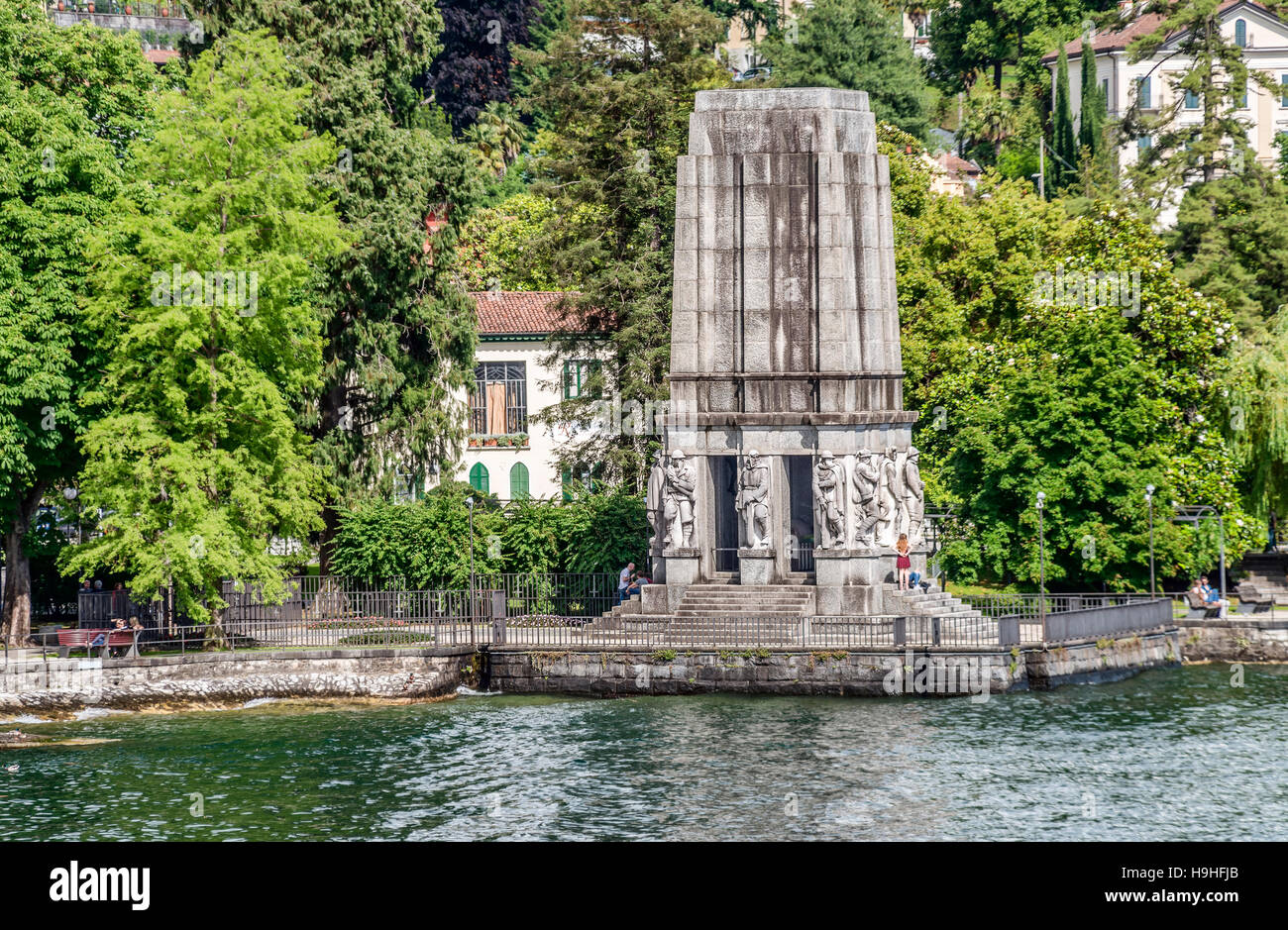 Mausoleo Cadorna an der Waterfront von Pallanza am Lago Maggiore, Piemont, Italien Stockfoto