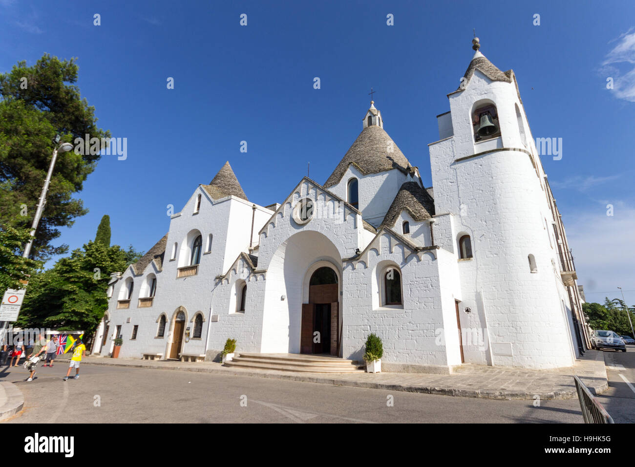 Italien. Apulien. Alberobello, Sant'Antonio Kirche Stockfoto