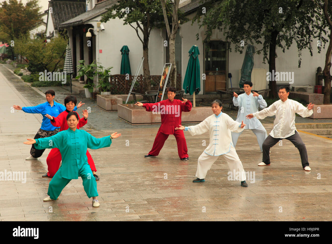 China, Jiangsu, Suzhou, Tai Chi, Frühsport, Menschen, Stockfoto