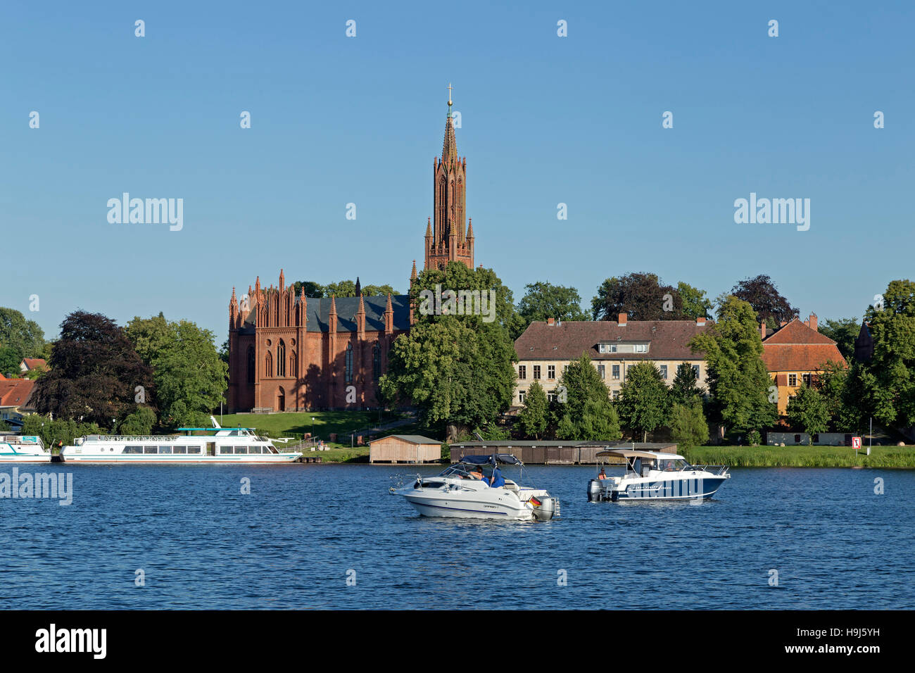 Kirche Und See Malchow Mecklenburgische Seenplatte Mecklenburg
