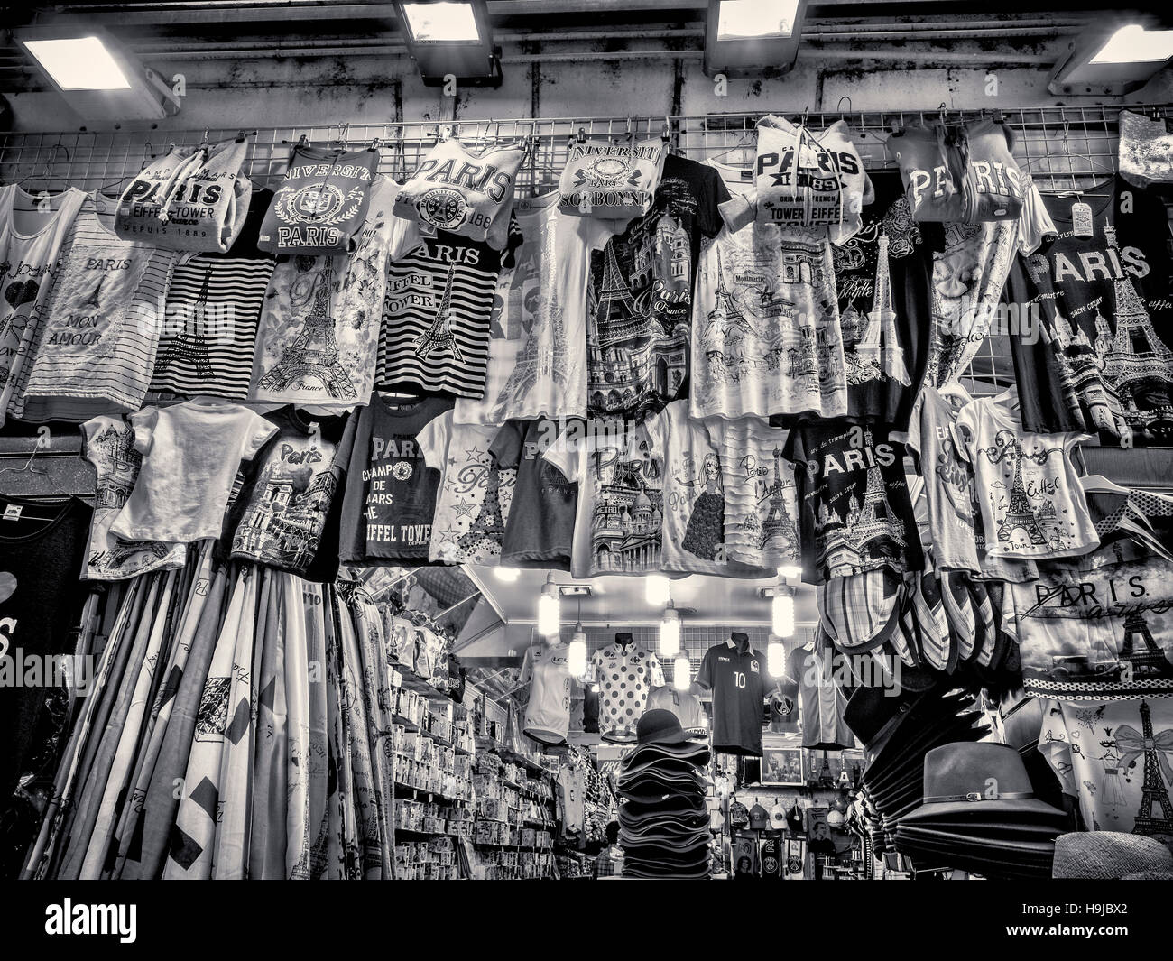 Souvenir-Shop in Paris, Frankreich Stockfoto