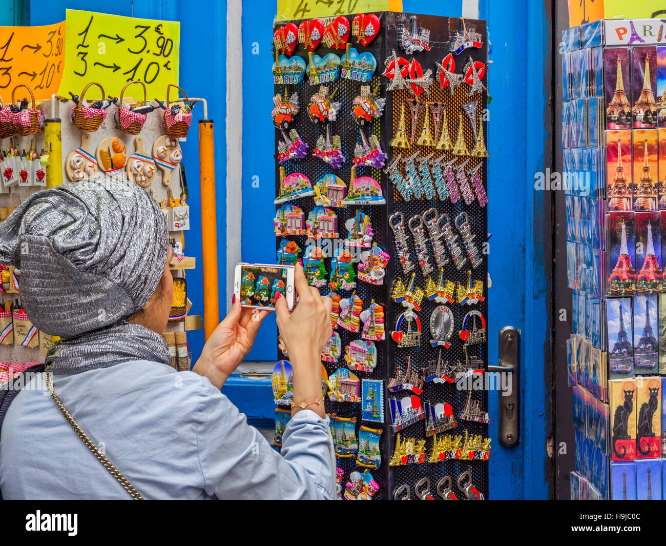 Souvenir-Shop in Paris, Frankreich Stockfoto