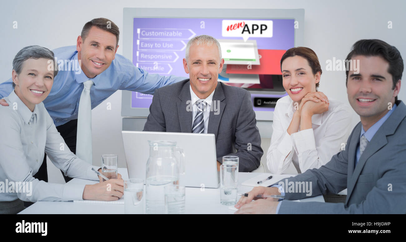 Zusammengesetztes Bild Business Teams Blick in die Kamera Stockfoto