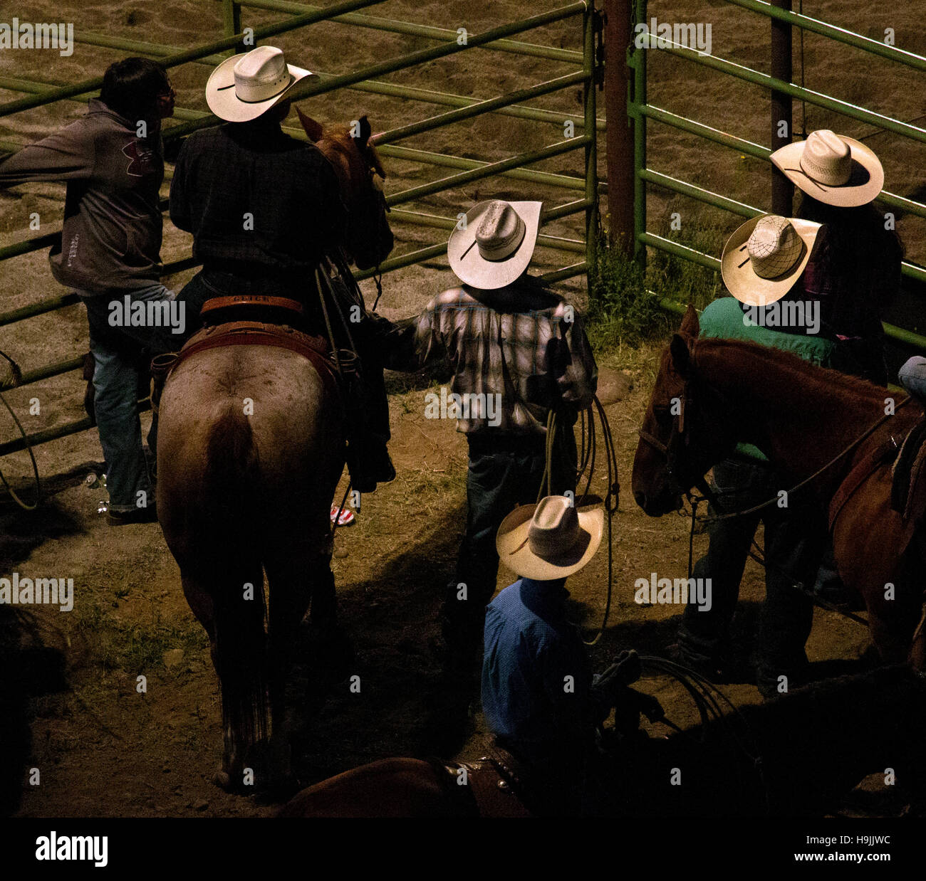WY01208-00... WYOMING - Hüte beim Dubois Freitagabend Rodeo. Stockfoto