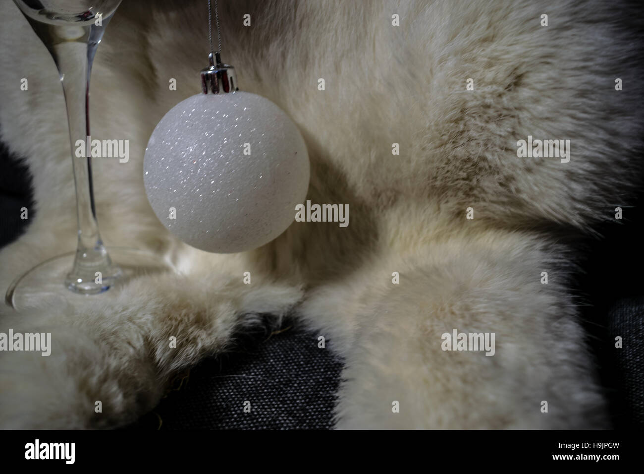 White Christmas ball Stockfoto