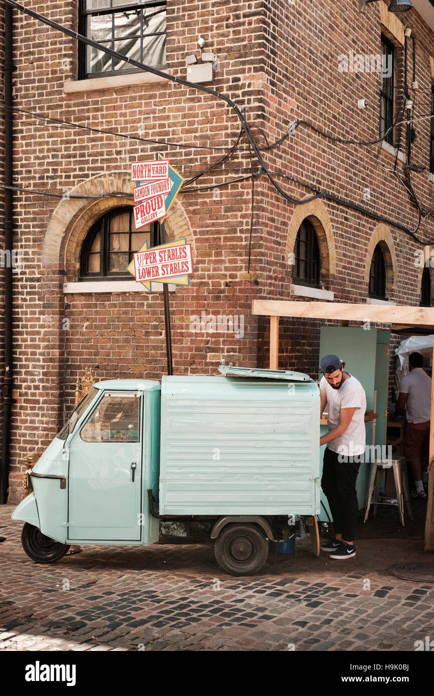 Mobilen Coffee-Shop, Camden Market, London, England Stockfoto