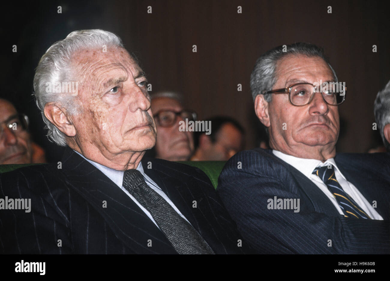 Giovanni Agnelli, sagte "Gianni" und auch der Anwalt (Turin, 12. März 1921 - Turin, 24. Januar 2003), war ein italienischer Unternehmer und Politiker, Hauptaktionär und Direktor von FIAT auf dem Gipfel sowie Senator auf Lebenszeit und Cesare Romiti (in den Tagen, als er Präsident und CEO Fiat war) Stockfoto