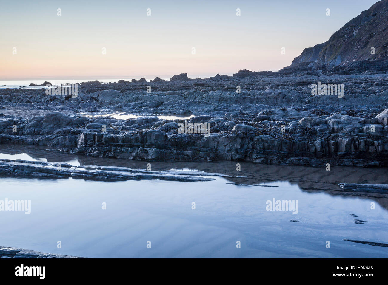 Der Strand von Welcombe Mund in North Devon. Stockfoto