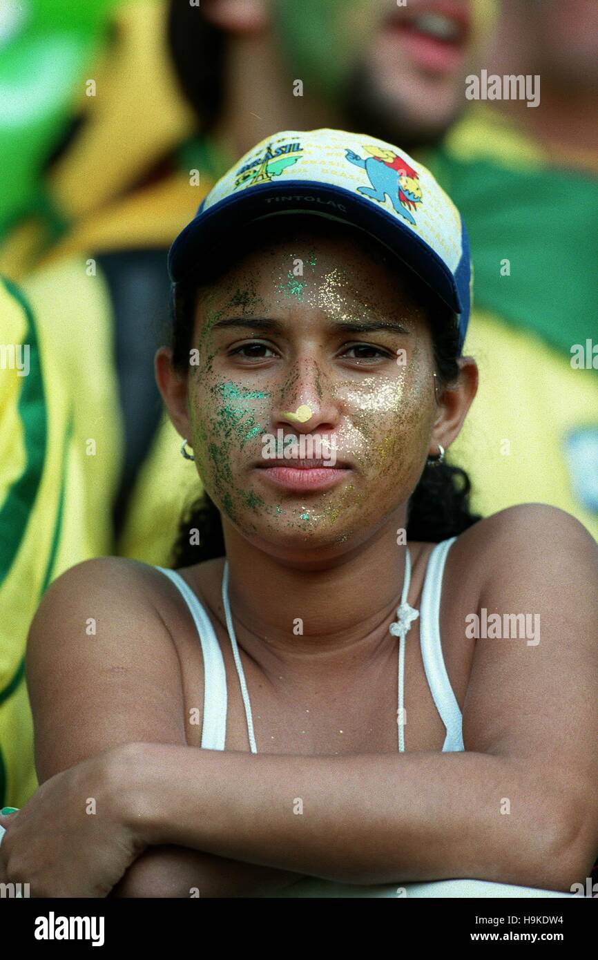 BRASILIANISCHE FAN WORLD CUP 98 07 Juli 1998 Stockfoto