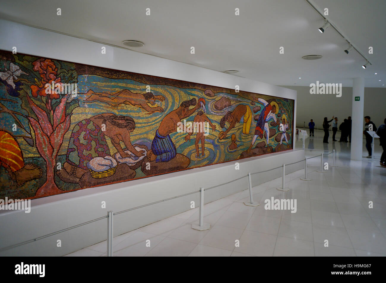 Diego Rivera Mosaik, Bad im Fluss "oder"Juchitan River"oder"Bad von Tehuantepec"im Museo Soumaya in Mexico City, Mexiko Stockfoto