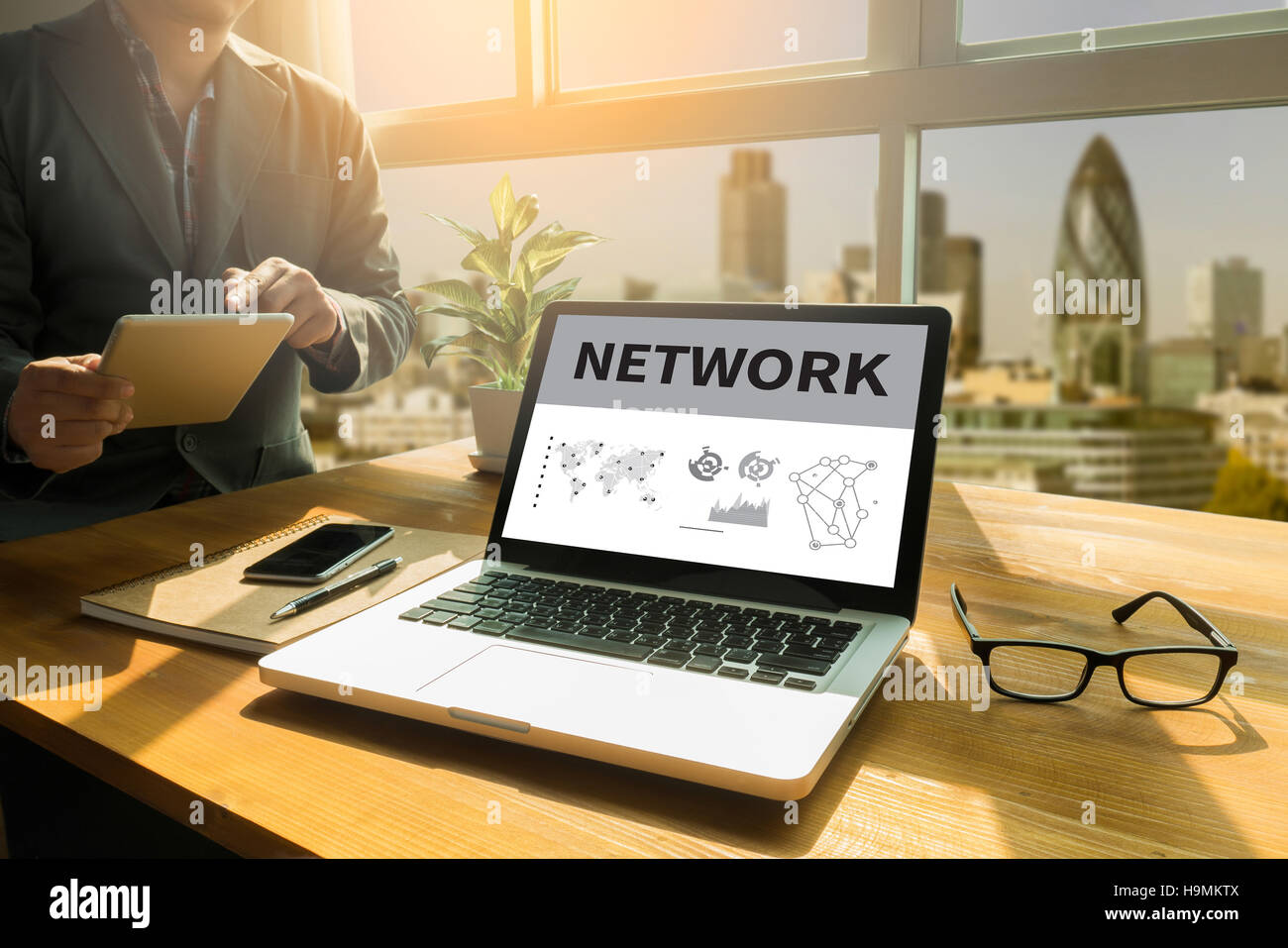 Netzwerk (Netzwerk-System-Online-Internet-Web) Stockfoto