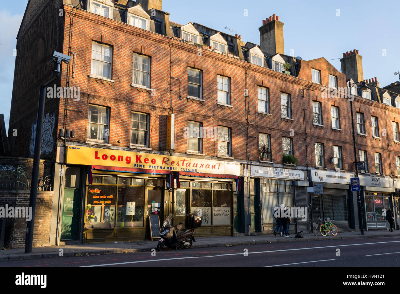 Loong Kee ist die nördlichste eine unglaubliche Reihe von vietnamesischen Cafés am Kingsland Road, Bethnal Green, London. Stockfoto