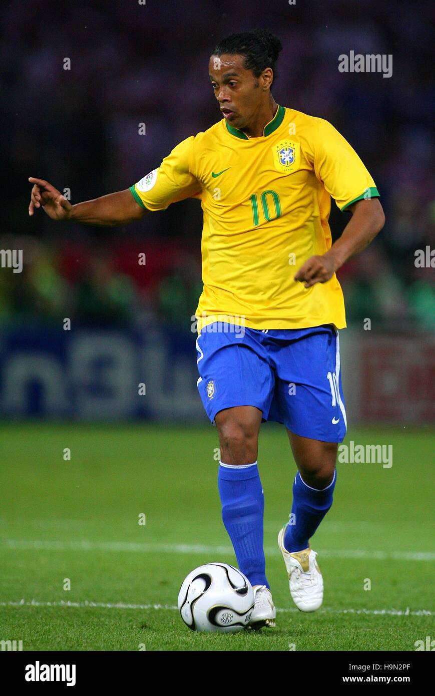 RONALDINHO Brasilien gegen Kroatien BERLIN Deutschland 13. Juni 2006  Stockfotografie - Alamy